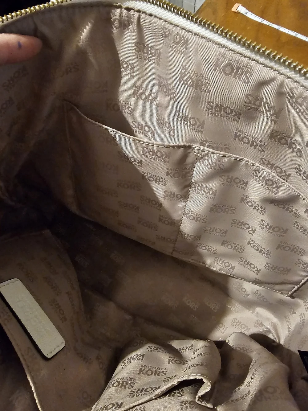 Michael Kors White Saffiano Leather Tote Bag - Picture 9 of 13